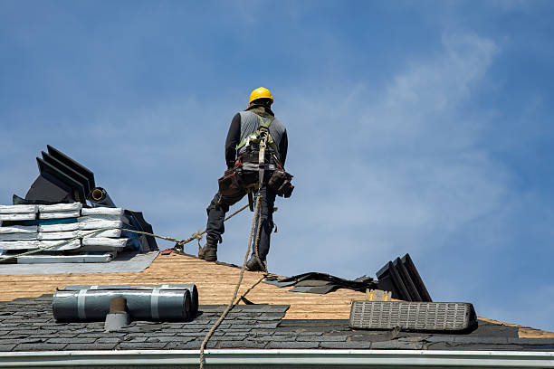 Professional Gutter Installation technician working in East Brunswick, NJ